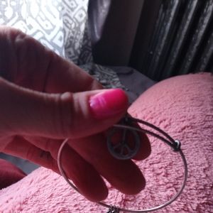 Alex and Ani ☮️ peace sign bracelet